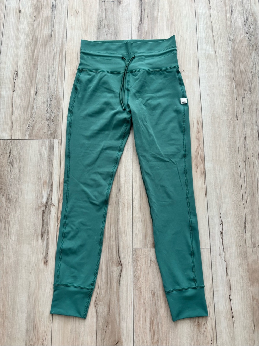 Vuori Green Drawstring Active Joggers